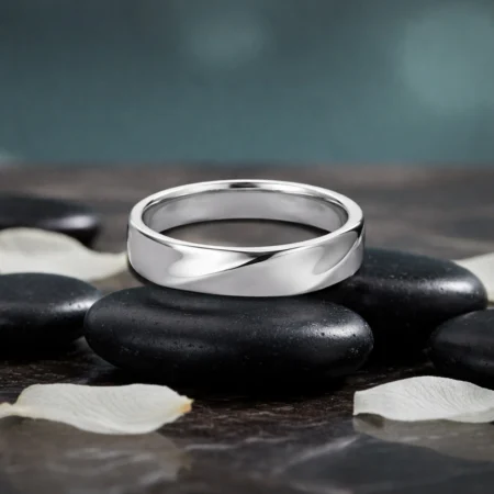 Classic Fluid Silver Band Ring