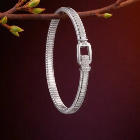 Luxe Buckle Silver Bracelet