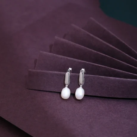 Oval Pearl Drop Earrings