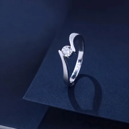 The Alencia Urban Serenade Tension Bypass Ring